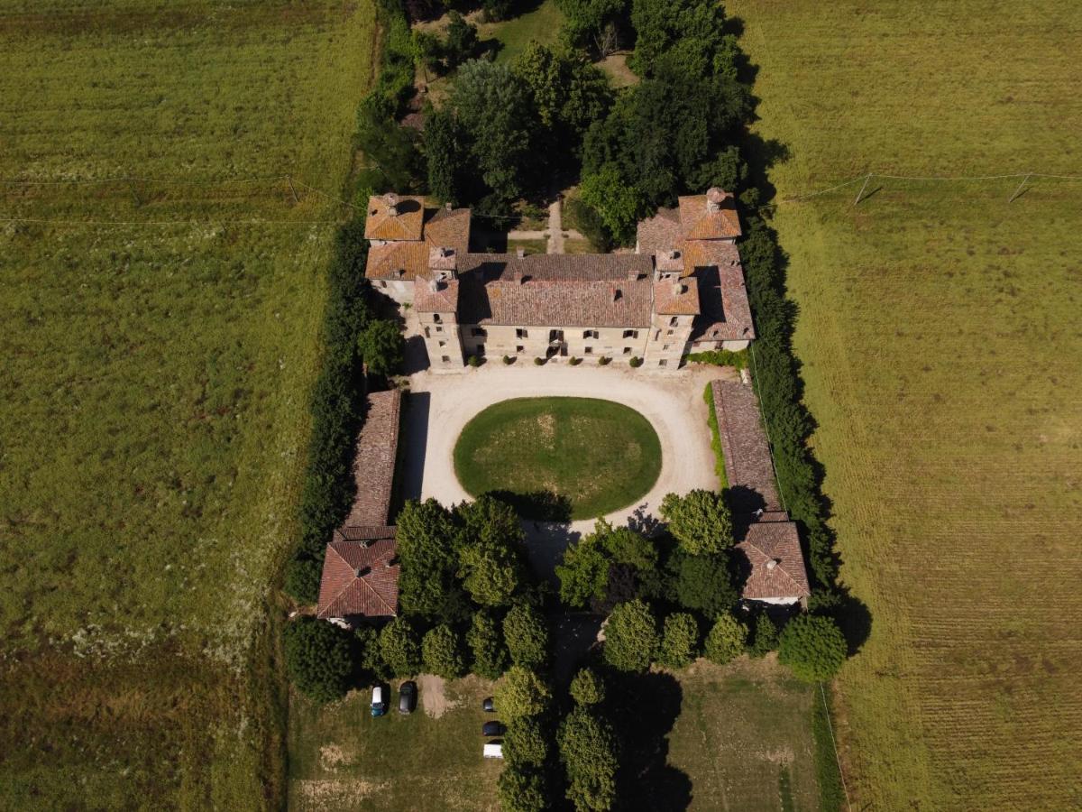 Ostello Castello Mina Della Scala Casteldidone エクステリア 写真