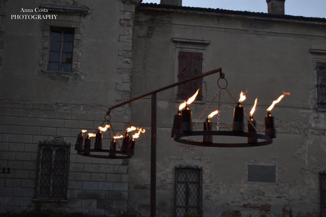 Ostello Castello Mina Della Scala Casteldidone エクステリア 写真