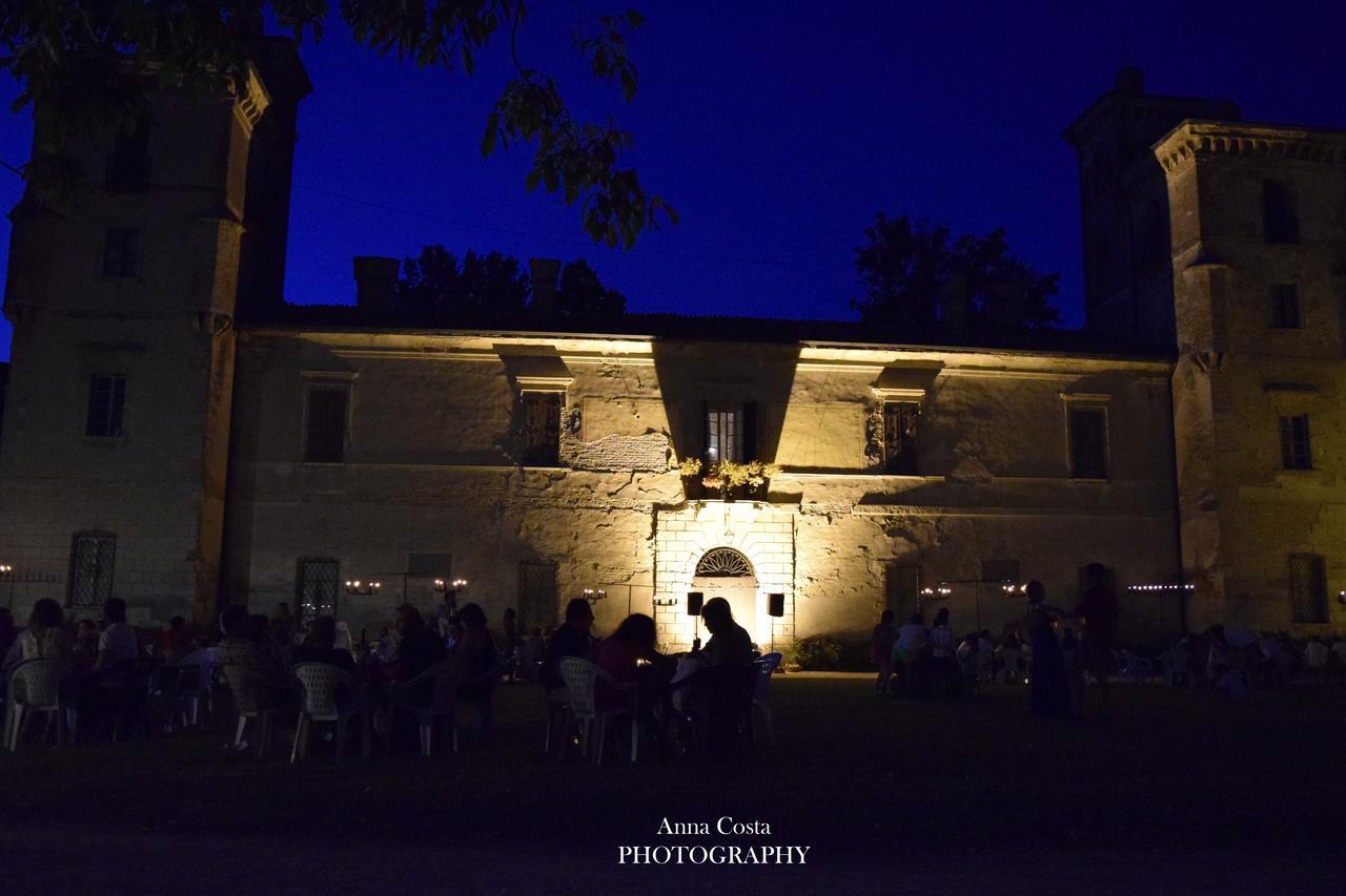 Ostello Castello Mina Della Scala Casteldidone エクステリア 写真